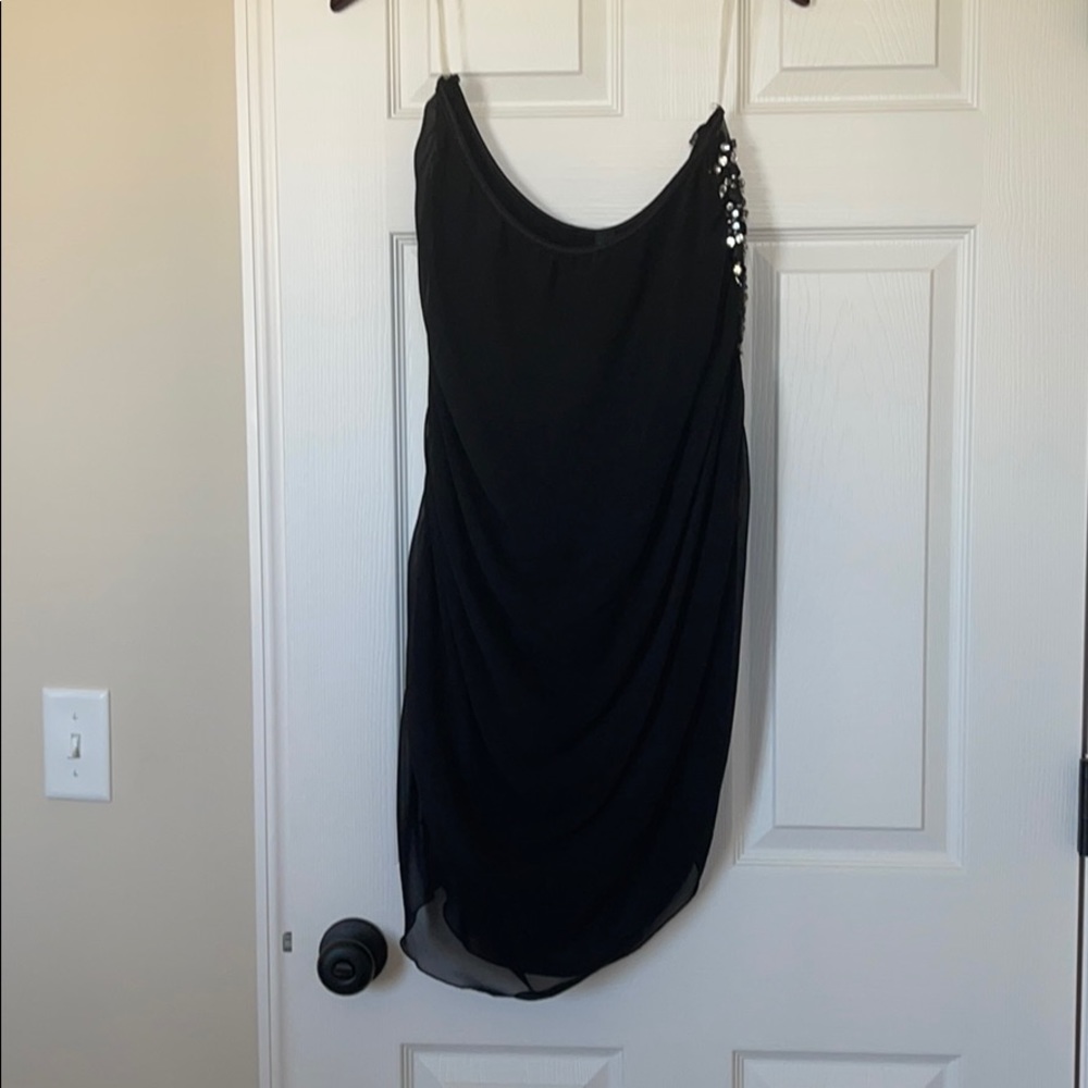 Sleeveless Black Dress